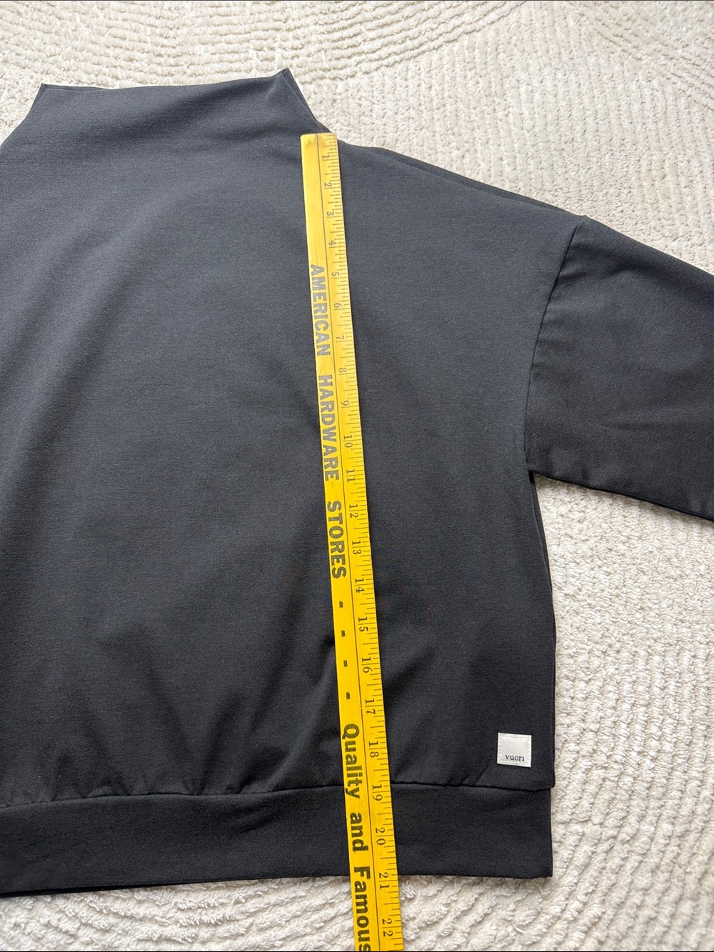 Vuori Women’s Granite Funnel Neck Sweatshirt Size S - Picture 5 of 11